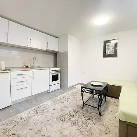 Apartment Super Star